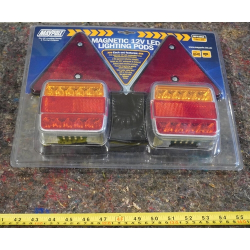 28 - Magnetic LED trailer lights 10M x 3Metre