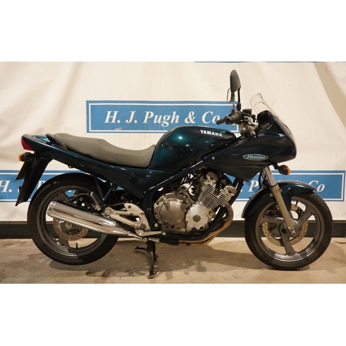 707 - Suzuki XJ6005 Diversion motorcycle. 598cc. 1992. MOT until June 2022. 436 miles from new. Stored in ... 