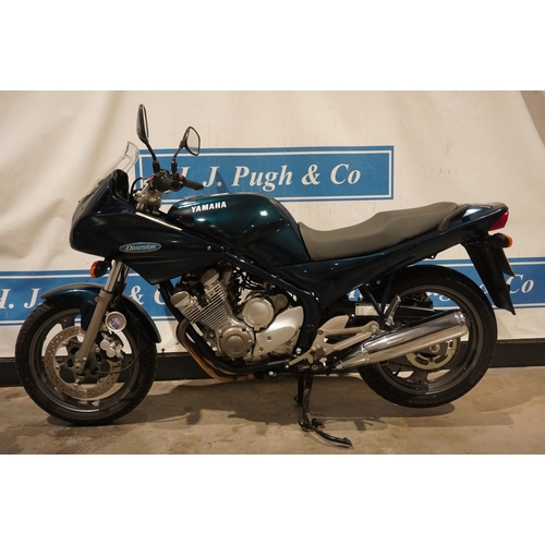 707 - Suzuki XJ6005 Diversion motorcycle. 598cc. 1992. MOT until June 2022. 436 miles from new. Stored in ... 