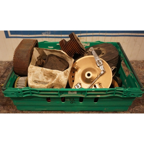 505 - Lambretta barrels, pistons and other spares