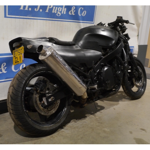 741 - Honda CBR 1000F SC21. 999cc. 1987. Streetfighter custom. Came from a collection. Not been running re... 
