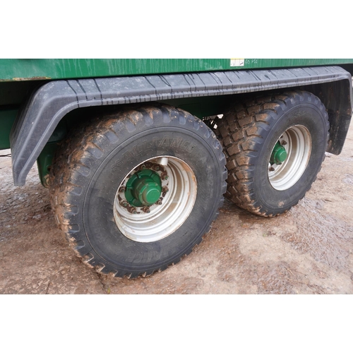 135 - 2015 Bailey 14tonne root trailer, sprung drawbar, flotation tyres, rollover sheet