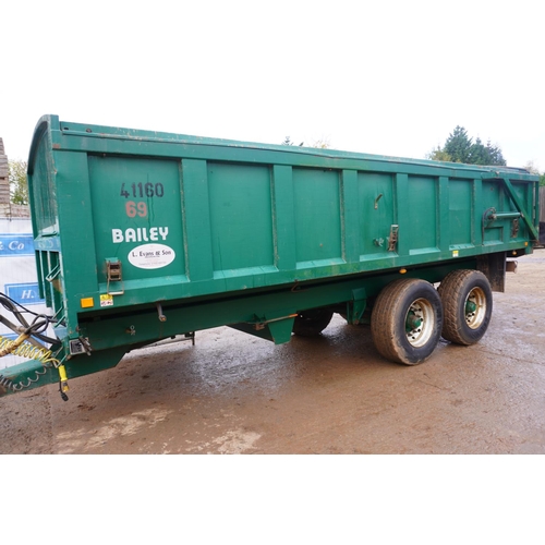 137 - 2011 Bailey 14tonne root trailer, sprung drawbar, super single wheels, rollover sheet