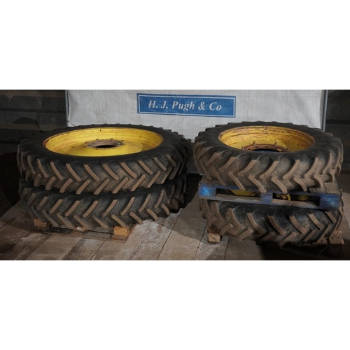 276 - Row crop wheels to fit John Deere 195R 320/85R34 320/90R50