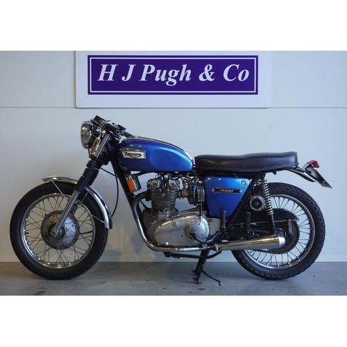 716 - Triumph Trident T150 motorcycle. 750cc. 1969. Belt primary, electronic ignition. Has not been run fo... 