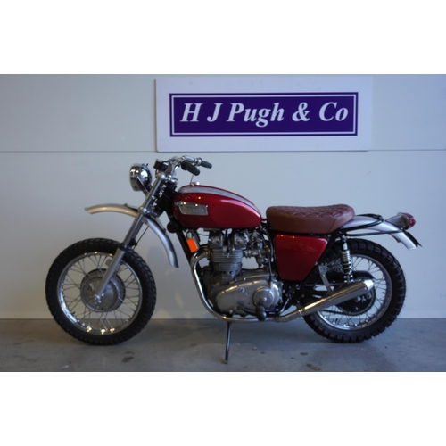752 - Triumph T150V Special motorcycle. Built in 2019. Very good runner. Ceriani forks, TLS front brakes, ... 