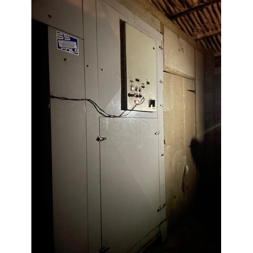 246 - Redwood fridge remote condenser R442d approx. 90Kw cooling duty. 350tonne at 2 Degrees