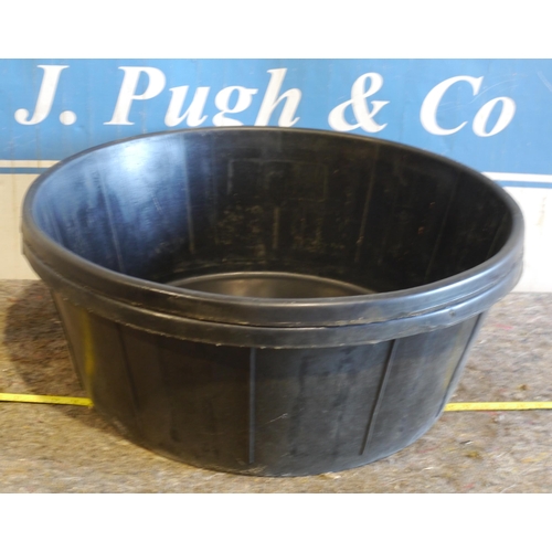 61 - 2- 60l Heavy duty rubber tubs