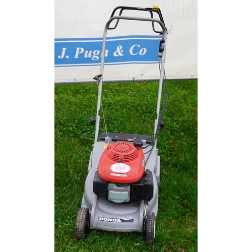 134 - Honda HRB425C mower