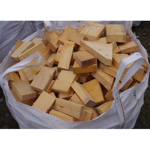 1055A - Bag of softwood blocks