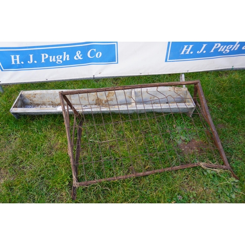 1196 - Sheep trough and hay rack