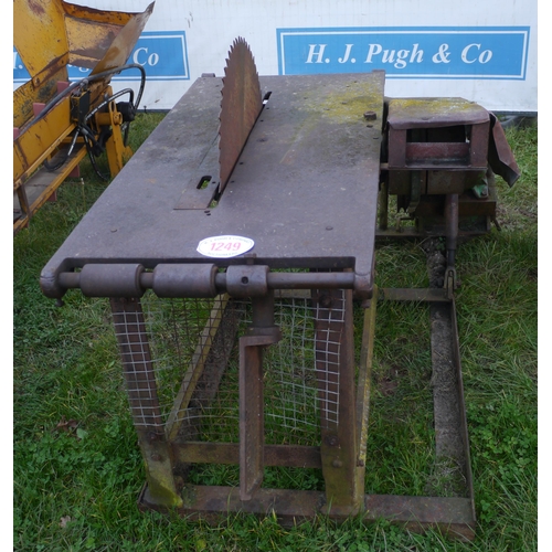 1249 - Saw bench, PTO drive