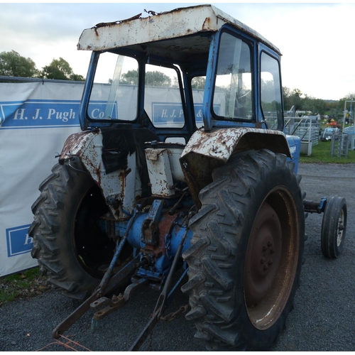 1266 - Ford 4000 tractor. 4000hrs recorded. Runs and drives