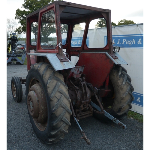 1267 - Massey Ferguson 65 tractor. 2WD. 9500hrs recorded. Runs and drives. SN.SNDY53279