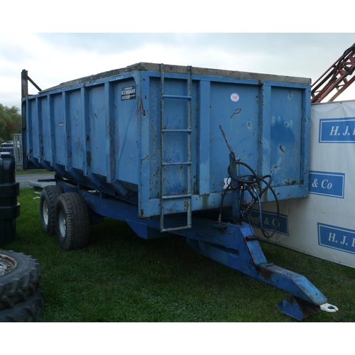 1300 - Tamden axle grain trailer