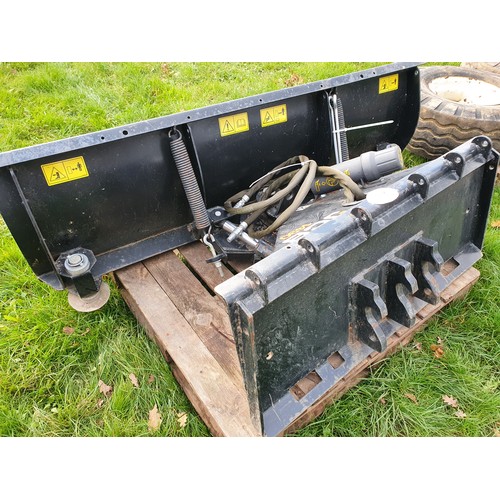 1493 - JCB snow plough/muck scraper unused, 1800mm x 600mm.