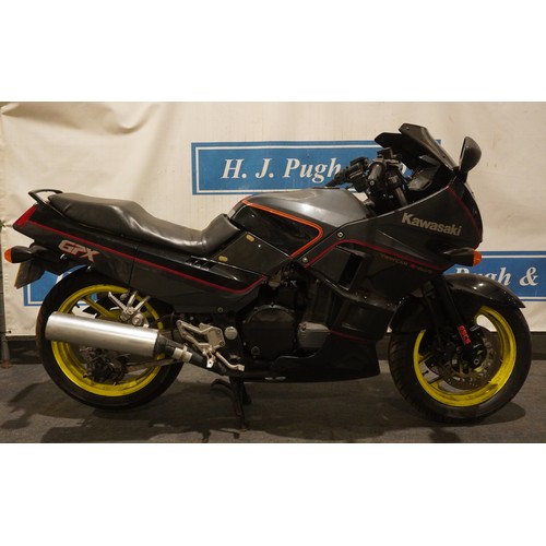 728 - Kawasaki GPX VN 750 Twin motorcycle. 2013. Reg. A92 JSO. V5 and keys