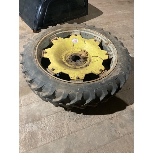 283 - Row crop wheel 12.4 R46 (single)