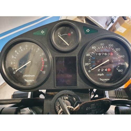 789 - Triumph Trident 900 motorcycle. 1995. Starts on easy start. Good compression. Comes with owners hand... 