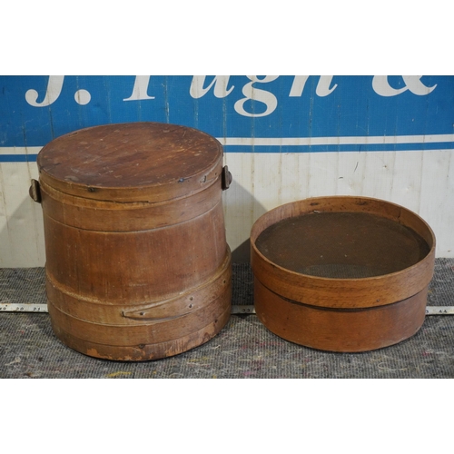 10 - Wooden garden riddle and wooden bucket