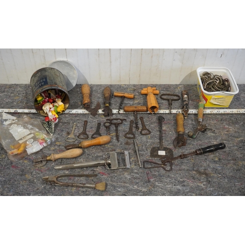 42 - Corkscrews, bottle openers, tin openers and cake decorations