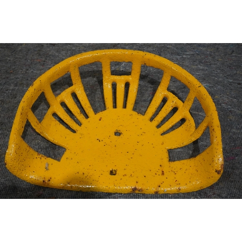 385 - Cast iron seat - Plain
