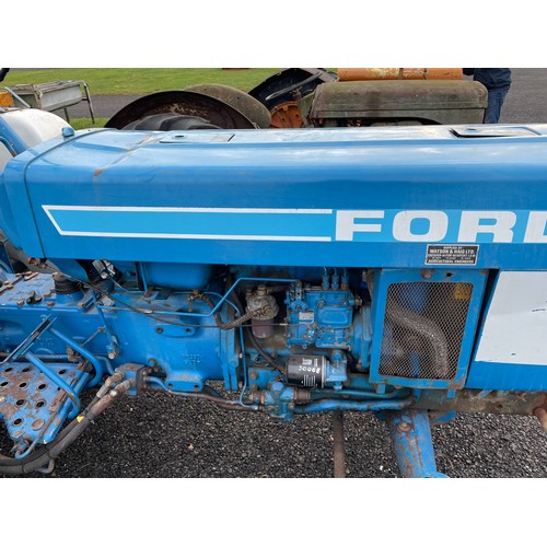 1028 - Ford 1910 4WD tractor. 3080hrs. runs and drives, off farm, Reg. D951 BAA
