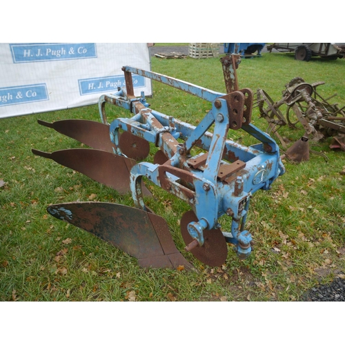1366 - 3 Furrow plough conventional plough Ex national Institute agricultural engineers