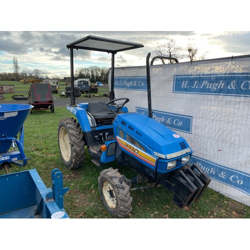 1354 - Iseki 4x4 compact tractor. Runs and drives. Roll bar, front weights.