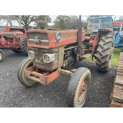 1034 - Massey Ferguson 165 tractor. Good running order. No V5