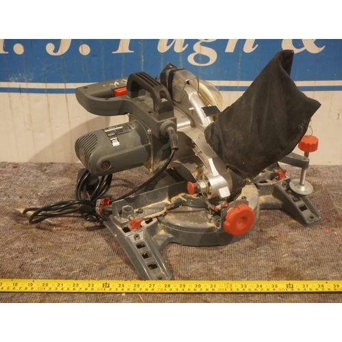 457 - Ozito mitre saw