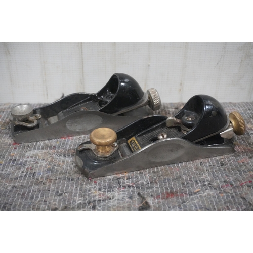 473 - Pair of Stanley block planes No.60 1/2 & G12-060