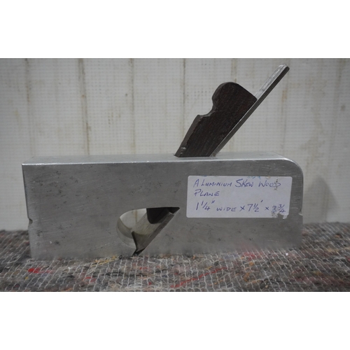 476 - Aluminium skew wood plane