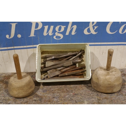 579 - 2- Masonry mallets and assorted masonry tools