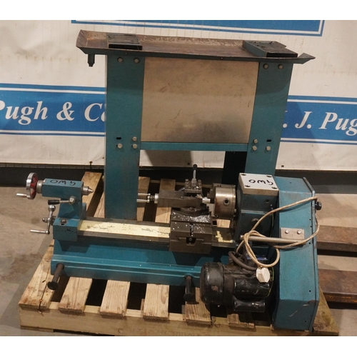 836 - Clarke metal work lathe with stand, GWO