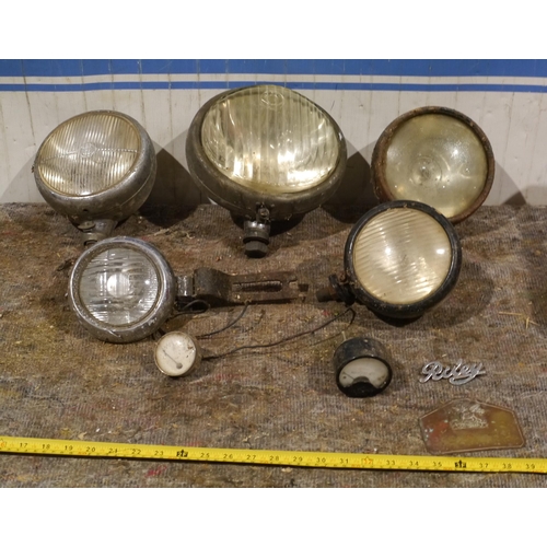 894 - 5 Vintage headlights to include Lucas, Notek and King of the Road