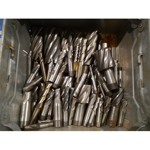 970 - Box of milling cutters