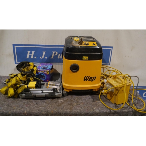 982 - 110v Transformer, laser level, harnesses and vacuum parts