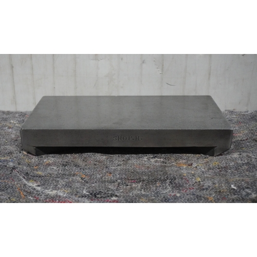 1106 - Cast iron surface plate 12x6
