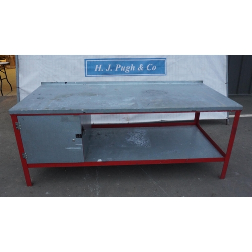 1141 - Red and grey metal work bench 33x82x36