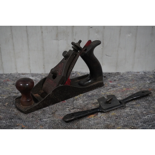 1019 - Preston No.9 plane and Stanley spokeshave