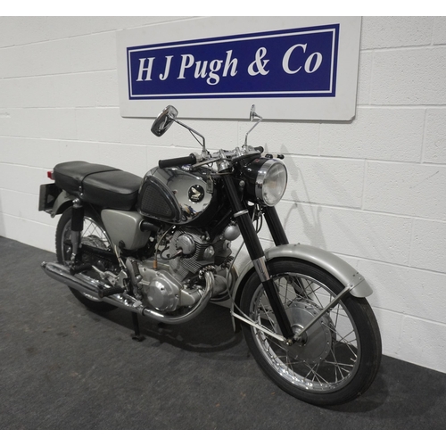 793 - Honda CB72E motorcycle. 250cc. 1964. Good compression. Frame no. 100822 Engine No. 211368. Reg. BNE ... 