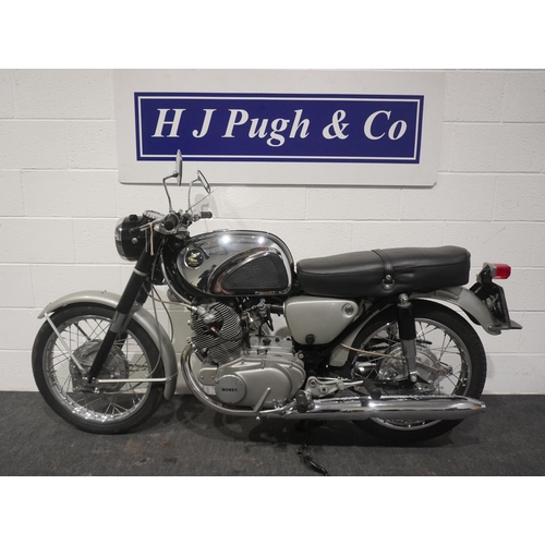 793 - Honda CB72E motorcycle. 250cc. 1964. Good compression. Frame no. 100822 Engine No. 211368. Reg. BNE ... 