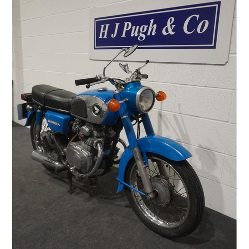 795 - Honda CD175 motorcycle. 174cc. 1976. Fitted with CB175 engine. Runs and rides, new battery. UK bike.... 