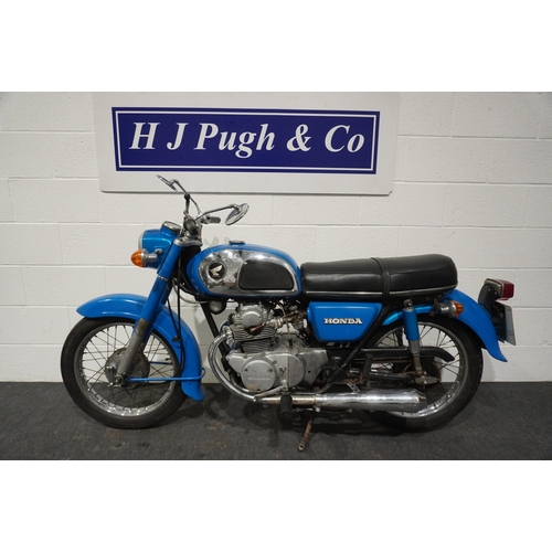 795 - Honda CD175 motorcycle. 174cc. 1976. Fitted with CB175 engine. Runs and rides, new battery. UK bike.... 