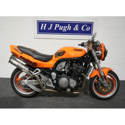 799 - Suzuki GSF1200X motorcycle. 1999. Runs and rides. Custom paint job. Imported. Reg. T757 BSS. Keys an... 