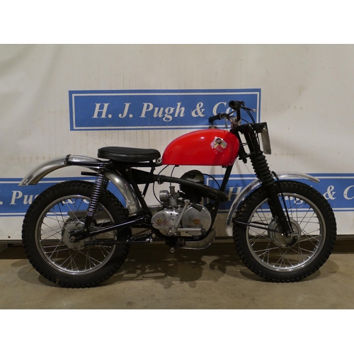 804 - James 197 Villiers motorcycle in trials trim. Needs fuel tap but runs off separate fuels supply. Hag... 