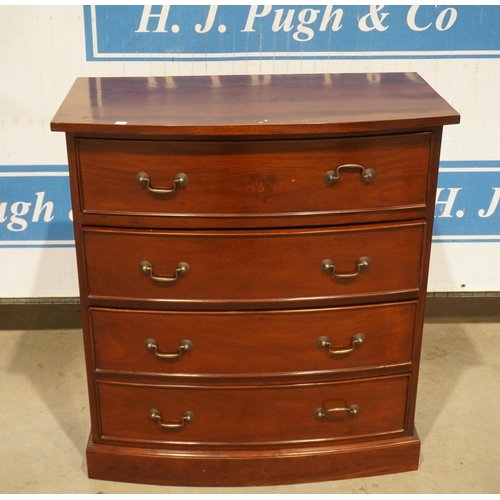 147 - Mahogany reproduction chest of 4 graduated drawers 38x35