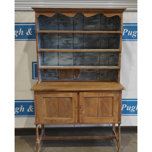 199 - Pine 2 drawer sideboard with plate rack above 76x48