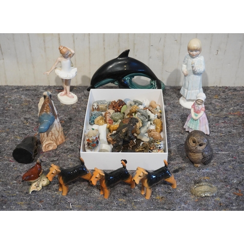 643 - Assorted china miniatures to include 3 Beswick terriers and Poole pottery